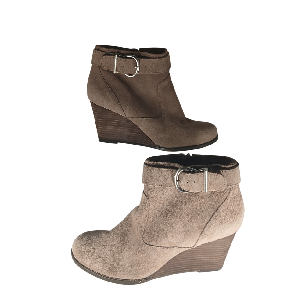 Sole Society Peytal Wedge Ankle Boots 8.5M Taupe Suede Leather Buckle Zip Bootie